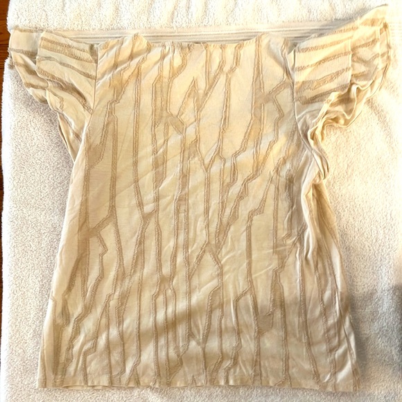 Anthropologie Dolan Shirt. Cream and taupe pattern with light fringe - Picture 4 of 4